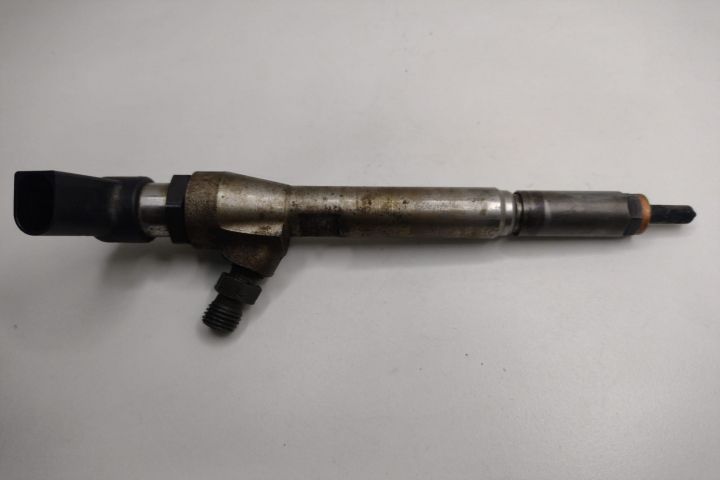 Injector  1.5 dci euro 4 8200380253 Renault Megane a 2-a generatie (f