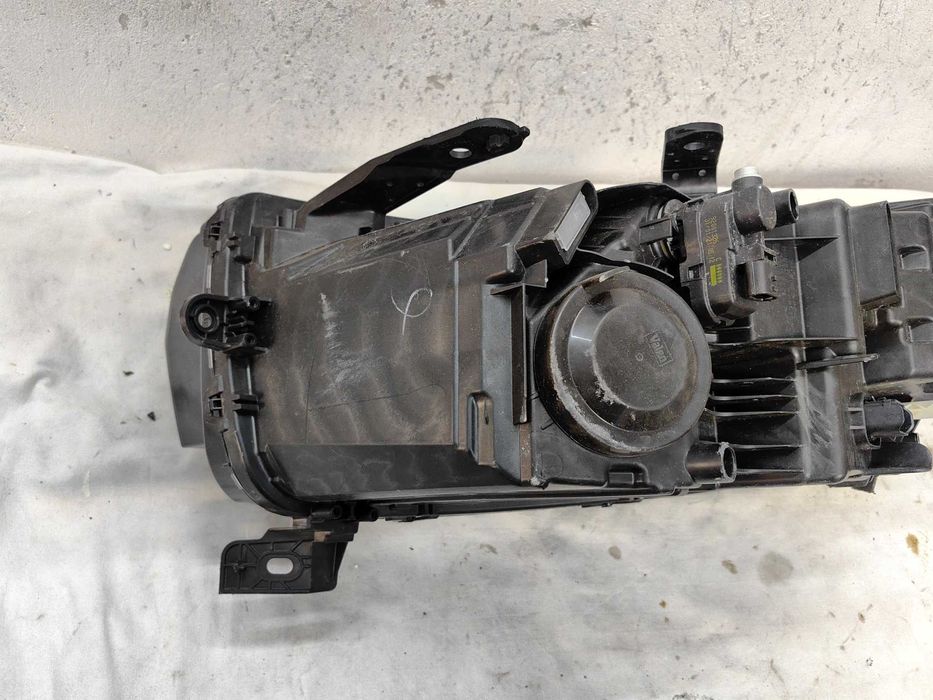 Оригинален фар Дачия Дьстар  Dacia Duster Led