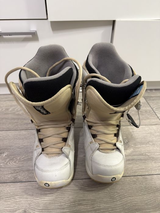 Boots snowboard Burton femei 37