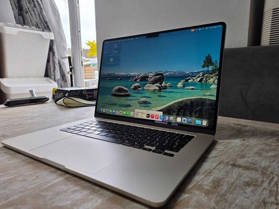 Macbook air m2, 1tb, 16gb, Silver, stare aproape noua
