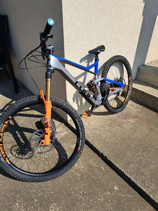 Bicicleta carbon mountainbike CUBE