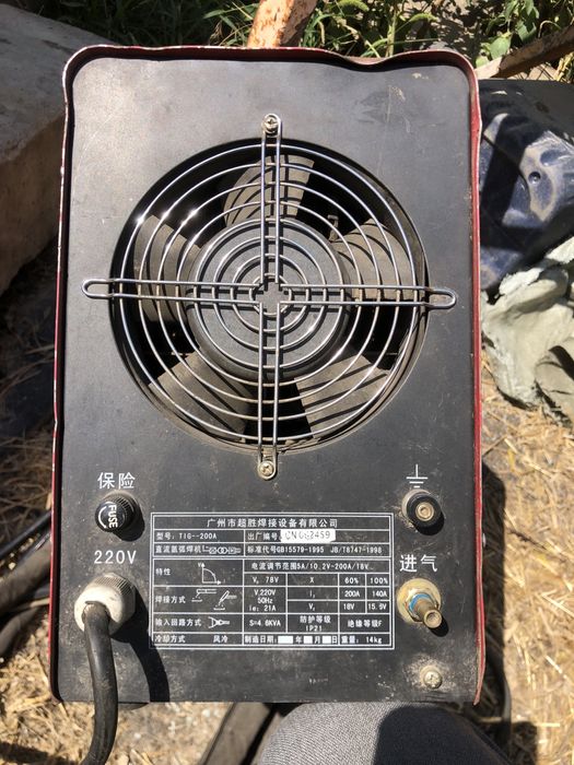 Продам TIG 200 сварочный апорат арго