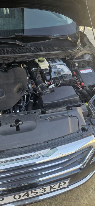 Пефо 308 t9 bluehdi автоматик  2015.модил  150.кс  на 240000км .леални