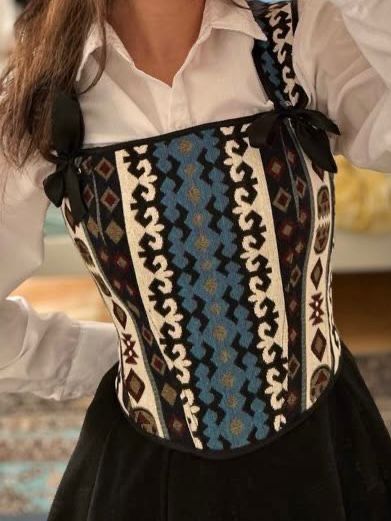 Қазақ киім прокатка беріледі