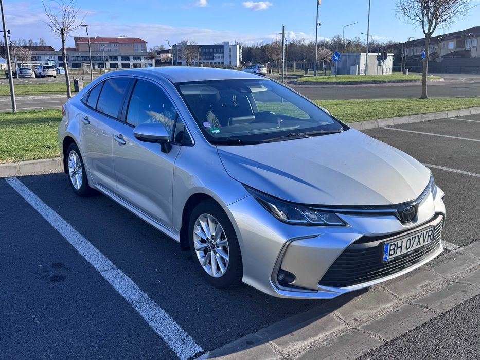 Toyota Corolla 1.6 benzină 2020 – automată CVT, stare excelentă