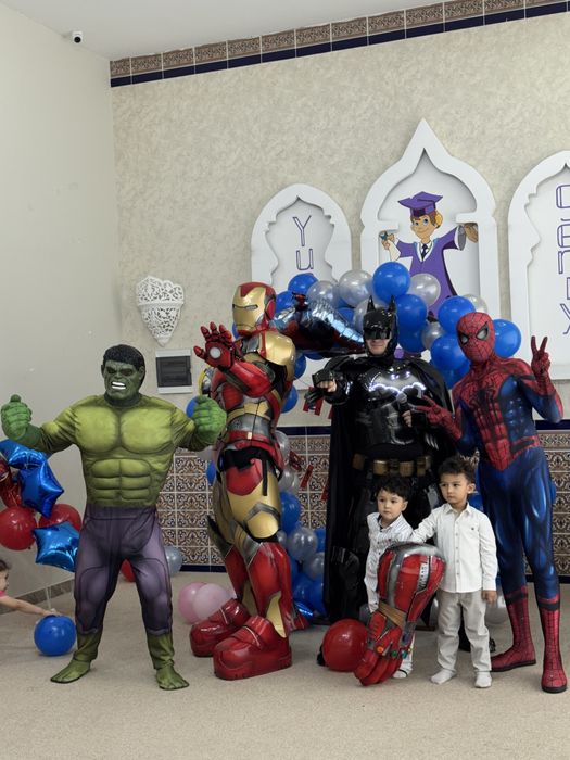 Продается костюм Бэтмэна, Бетмена