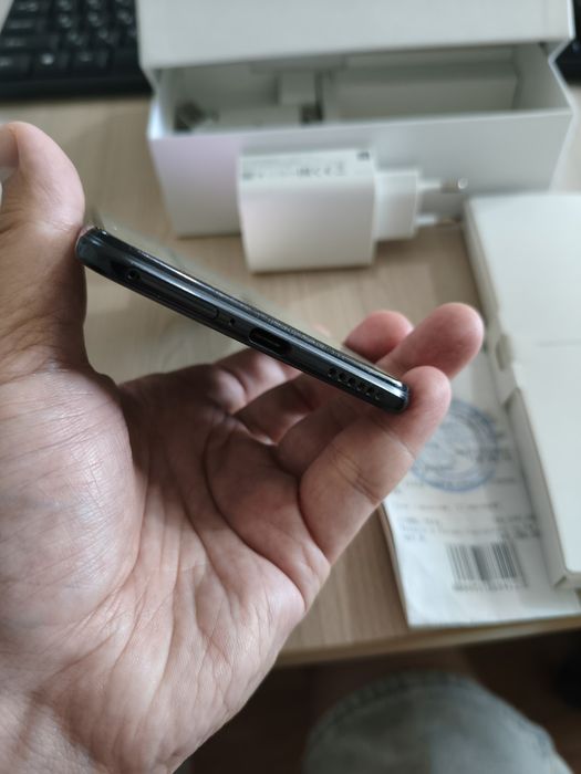 Продаю телефон Xiaomi 11 lite 5g ne