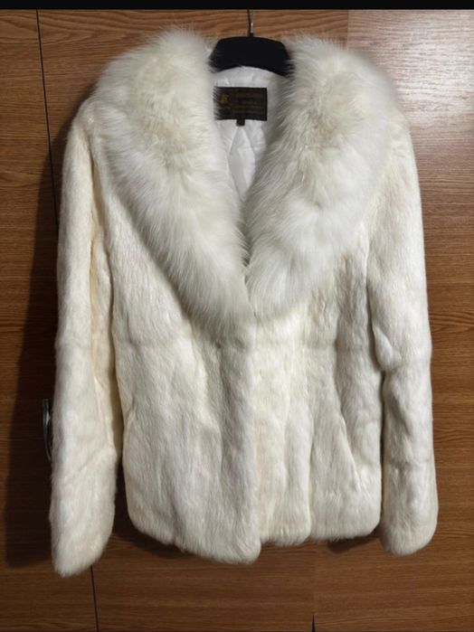 Blana naturala iepure si blana la guler de vulpe