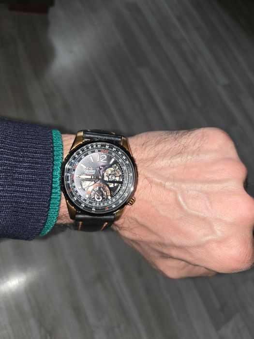 Срочно Японские часы Orient