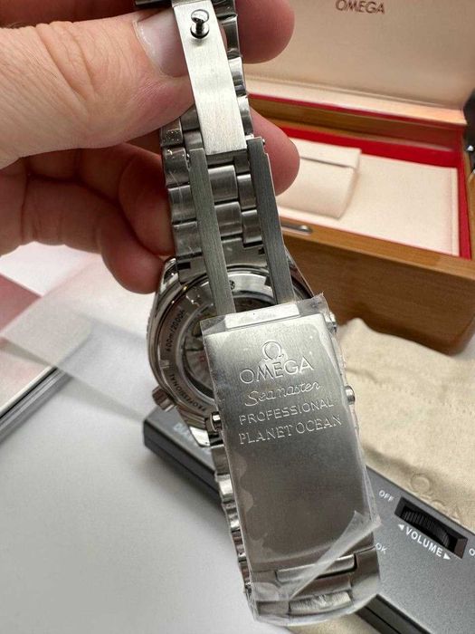 omega seamaster 007 blu