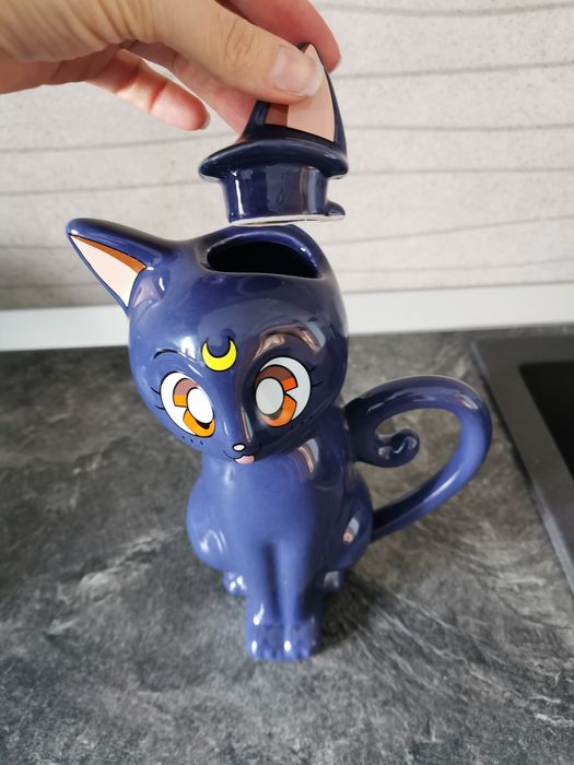 Ceainic Luna Sailor Moon nou