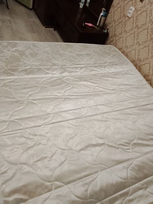 ПродамКровать160*200НаЮбилейной