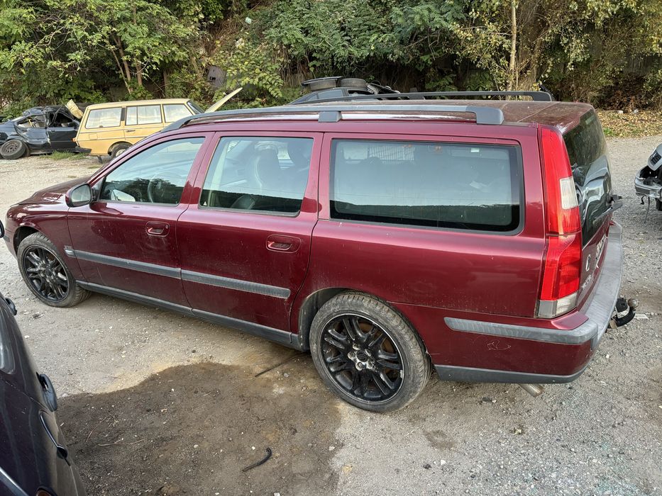 Волво В70 2.5 на части. Volvo V70