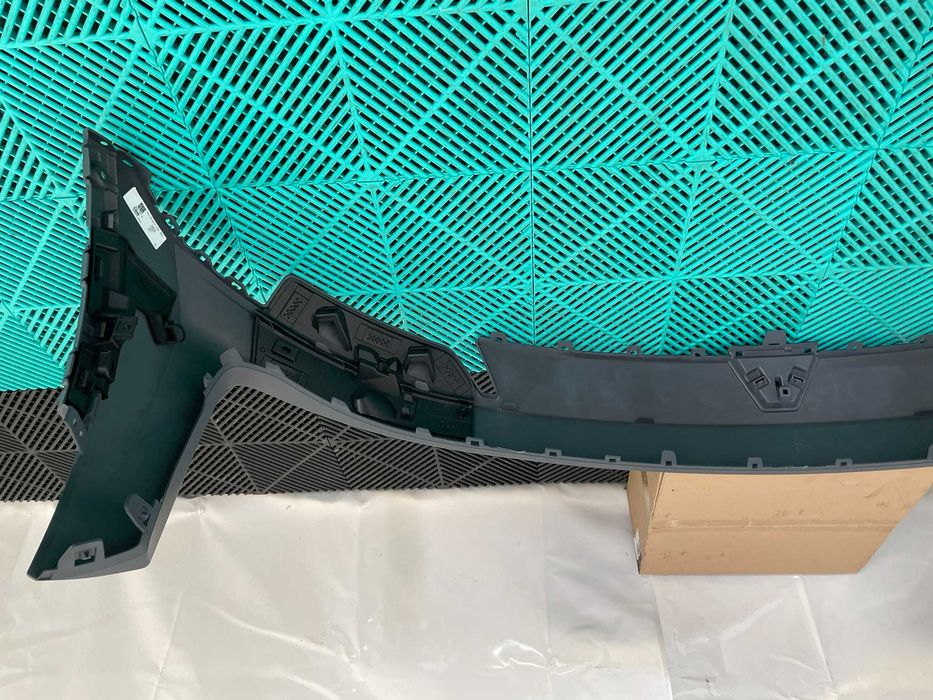 Bara fata Renault 5 E Tech noua originala Renault