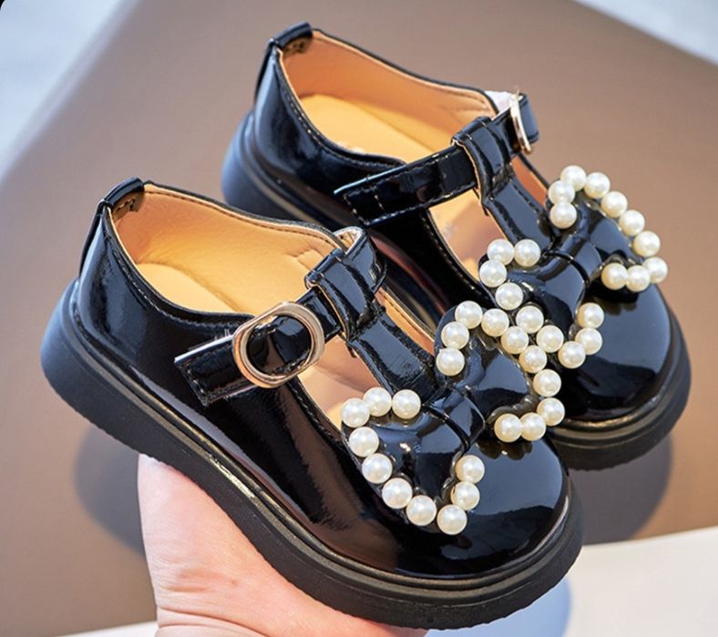 Детски официални обувки с перли, 28 номер