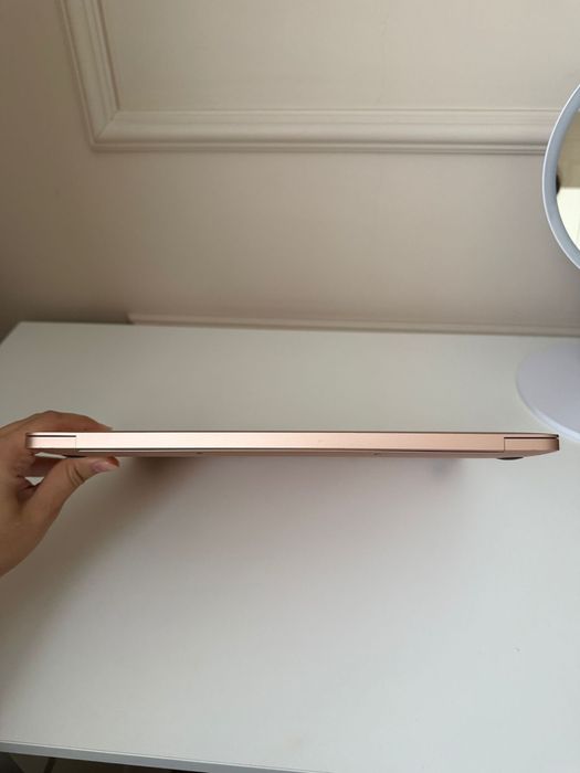 MacBook Air 13 2019 i5