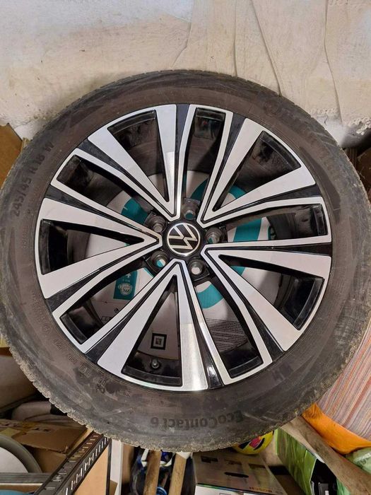 VW Arteon, 60,000km, 150hp, 360 camera