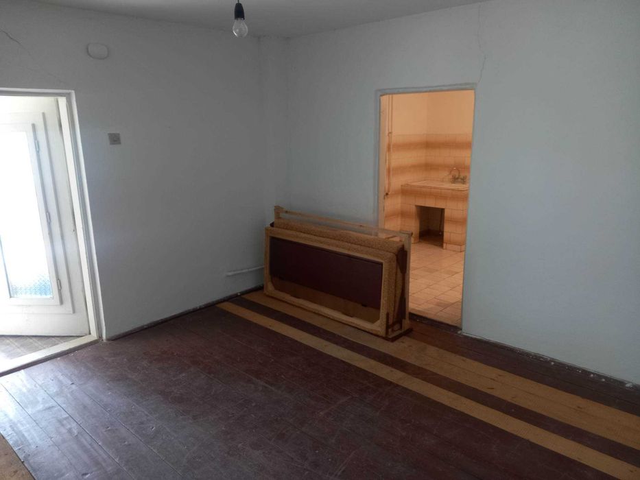 Vila Ciritei aproape de strFERMELOR 120mp caramida teren 720mp gaz apa
