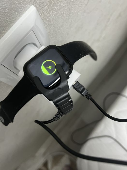 Смарт часы .Унисекс.Тип ремешка Полиуретановый куплено в США.Смар.