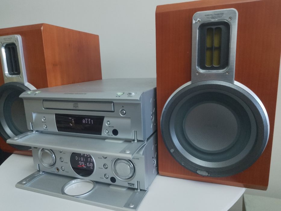 Micro sistem Marantz! Amplificator Marantz SR 110 cu tuner și Cd player Marantz CD 110