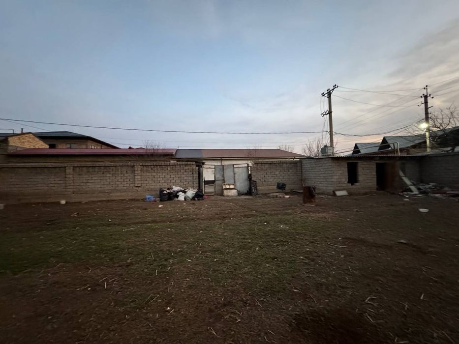 Yer sotiladi Yolli yuzida !!!