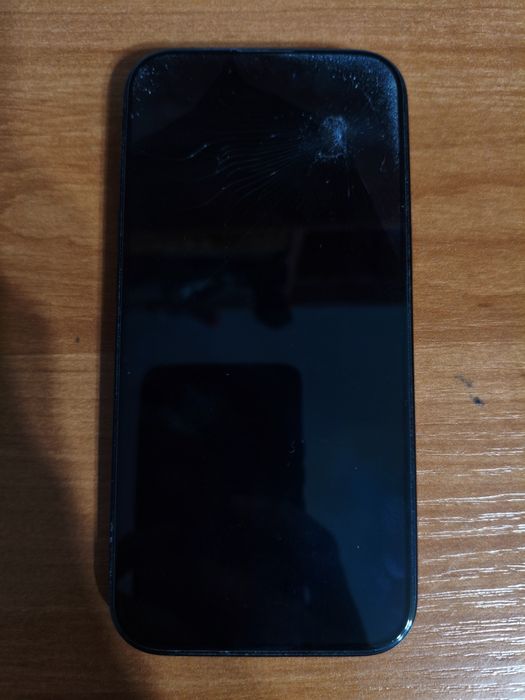Iphone 15 в отличном состоянии