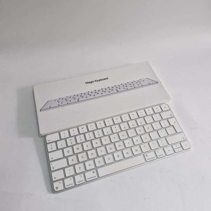 Liquid Money vinde - Tastatura Apple Magic Keyboard (2021)  US English