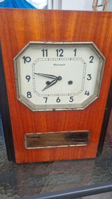 Ceas perete cu pendul