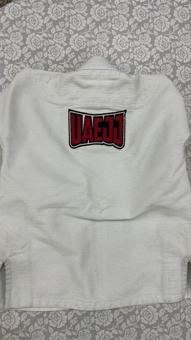 Продам кимоно для джиу джитсу