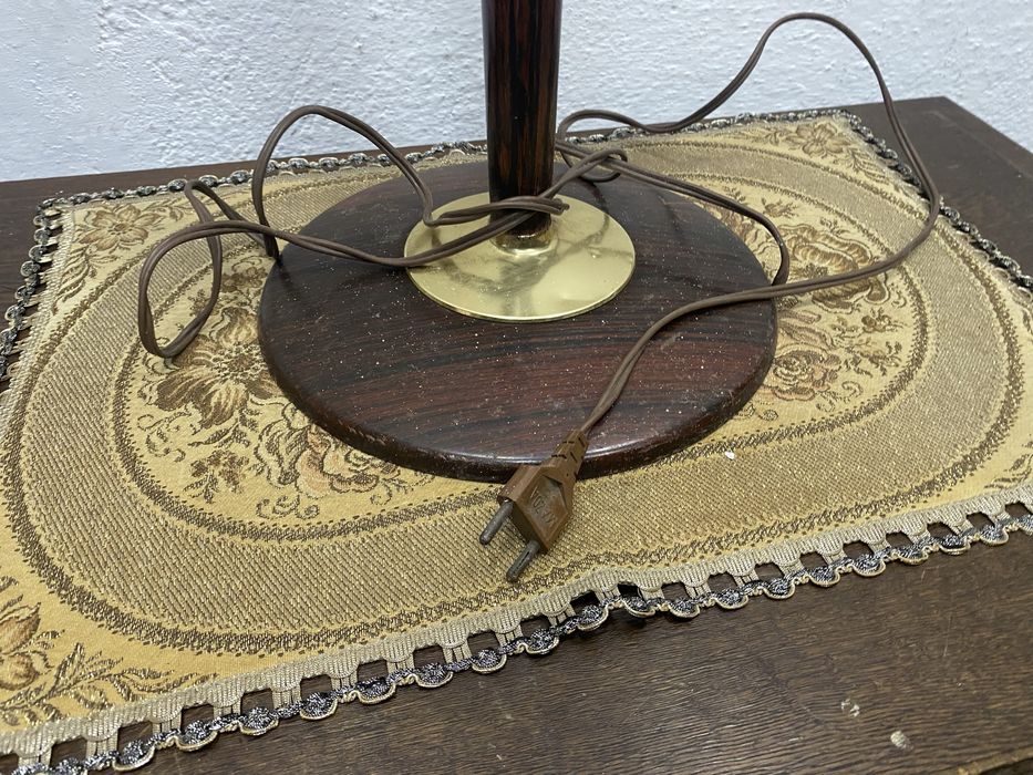 Винтидж настолна лампа дърво и месинг Дания