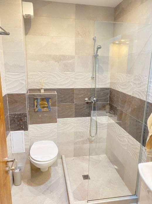 Дава се под наем Двустаен апартамент в Варна, Център - 45 кв.м за 448.8 € - Снимка #5
