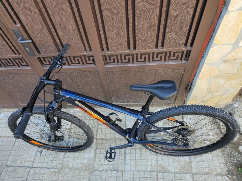 Карбонов KTM Myroon Pro 29 цола М размер 1х12 Shimano Deore Въздушна вилка Rockshox Перфектно състояние проходни оси