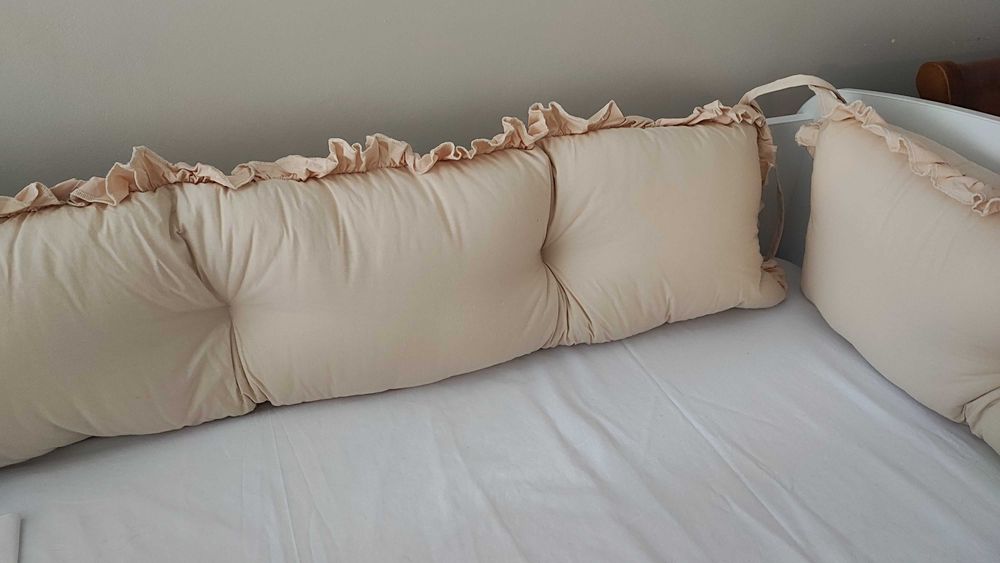 Обиколник за креватче