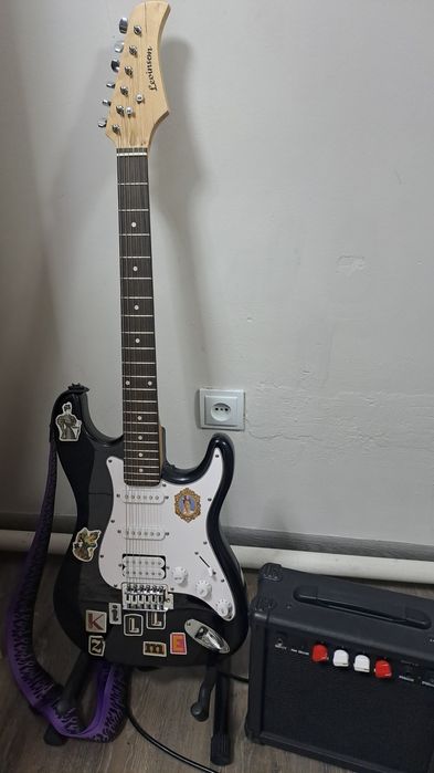 Электрогитара 6 струнка