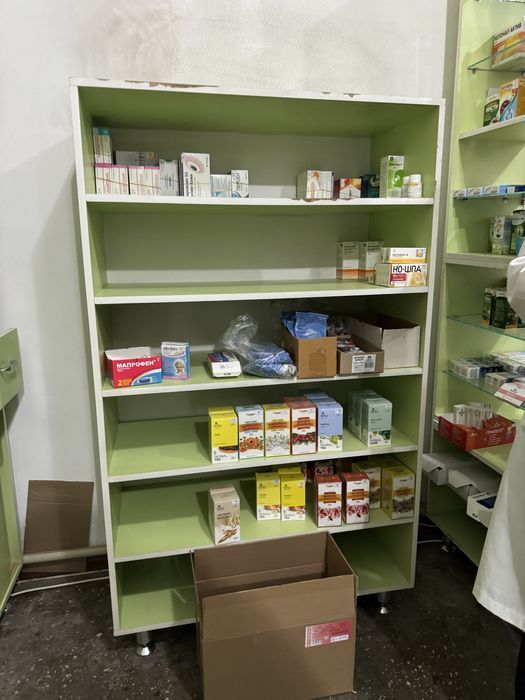 Продаю Мебель для аптеки.Торг уместен.