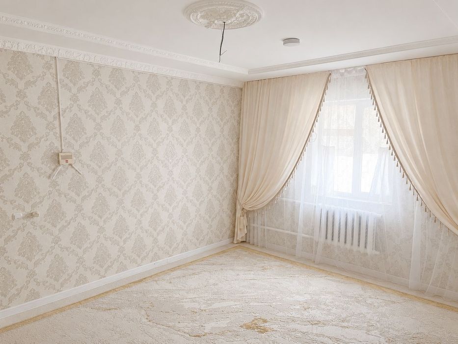 Тез арада 4 болмели үй сатылады