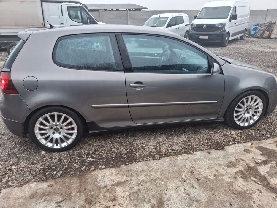 VW Golf 5 GTI 2.0tsi manual