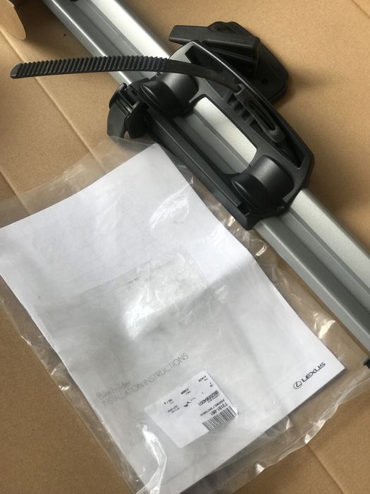 Велокрепление на автомобиль Lexus