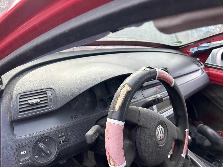 Plansa bord vw passat b6 an 2007