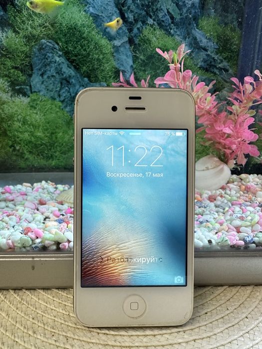 Продам iPhone 4s White 16 ГБ