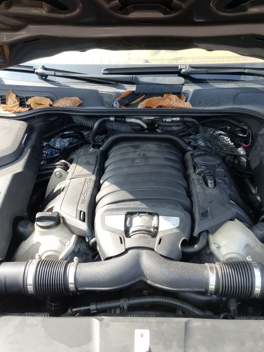 Porsche Cayenne 4.8 S Benzin , автомат,400 к.с. , 5 броя на части