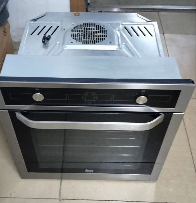 Духовой шкаф Teka
