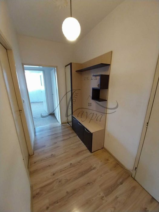 Дава се под наем Тристаен апартамент в Шумен, Пазара - 90 кв.м за 298.86 € - Снимка #3