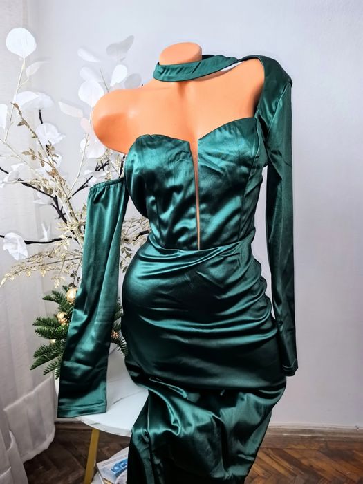 Rochie eleganta mărimea M nouă