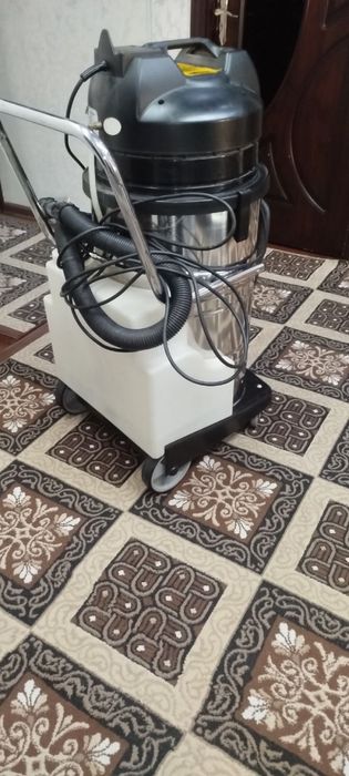 Моющий пылесос sotiladi