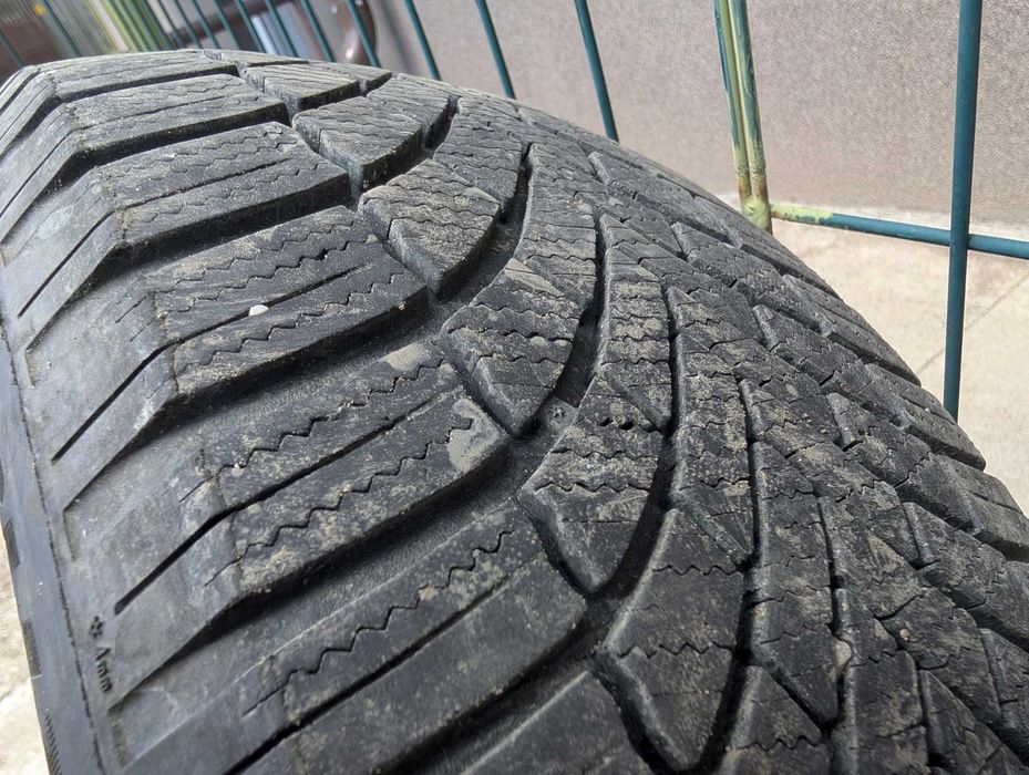 set 4 cauciucuri iarna Bridgestone Blizzak 215/60 R17