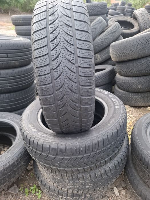 Vand 2 anvelope 195 60 15 m+s bune fara defecte