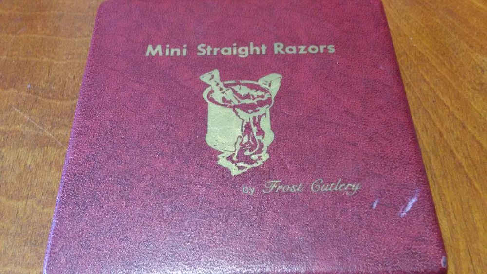 Сувенир Опасная бритва