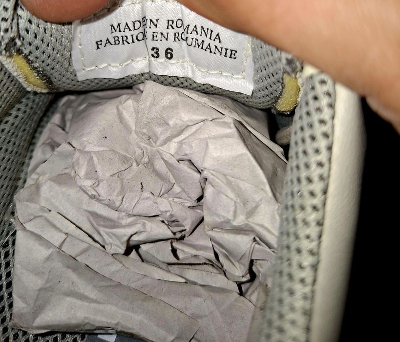 Vand pantofi sport dama Bontimes, marimea 36, din piele naturala.