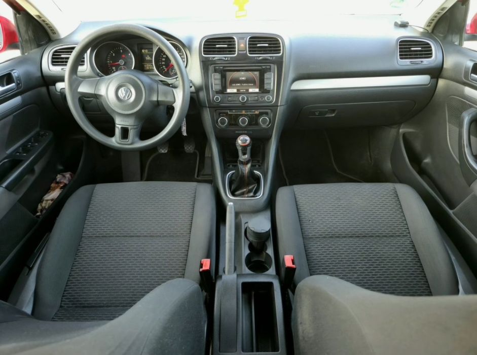 Volkswagen Golf VI 1.6 tdi 105 cp